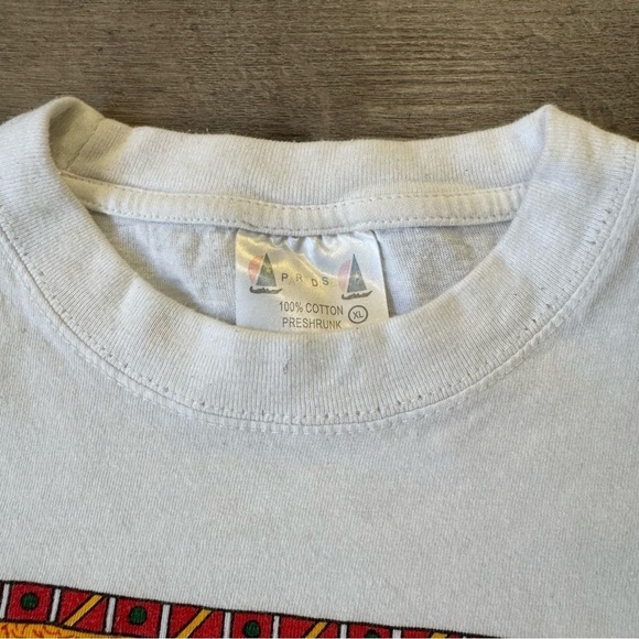 1990s Jamaica white t-shirt
We be Jammin! 
Fits mens L - Picture 5 of 5